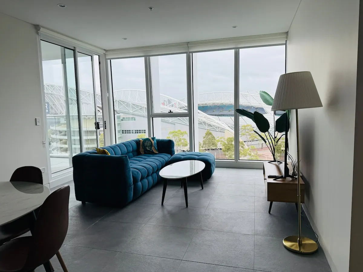 Olympic Park Gem 2-Bedroom Condo - Parking, Pool, Gym