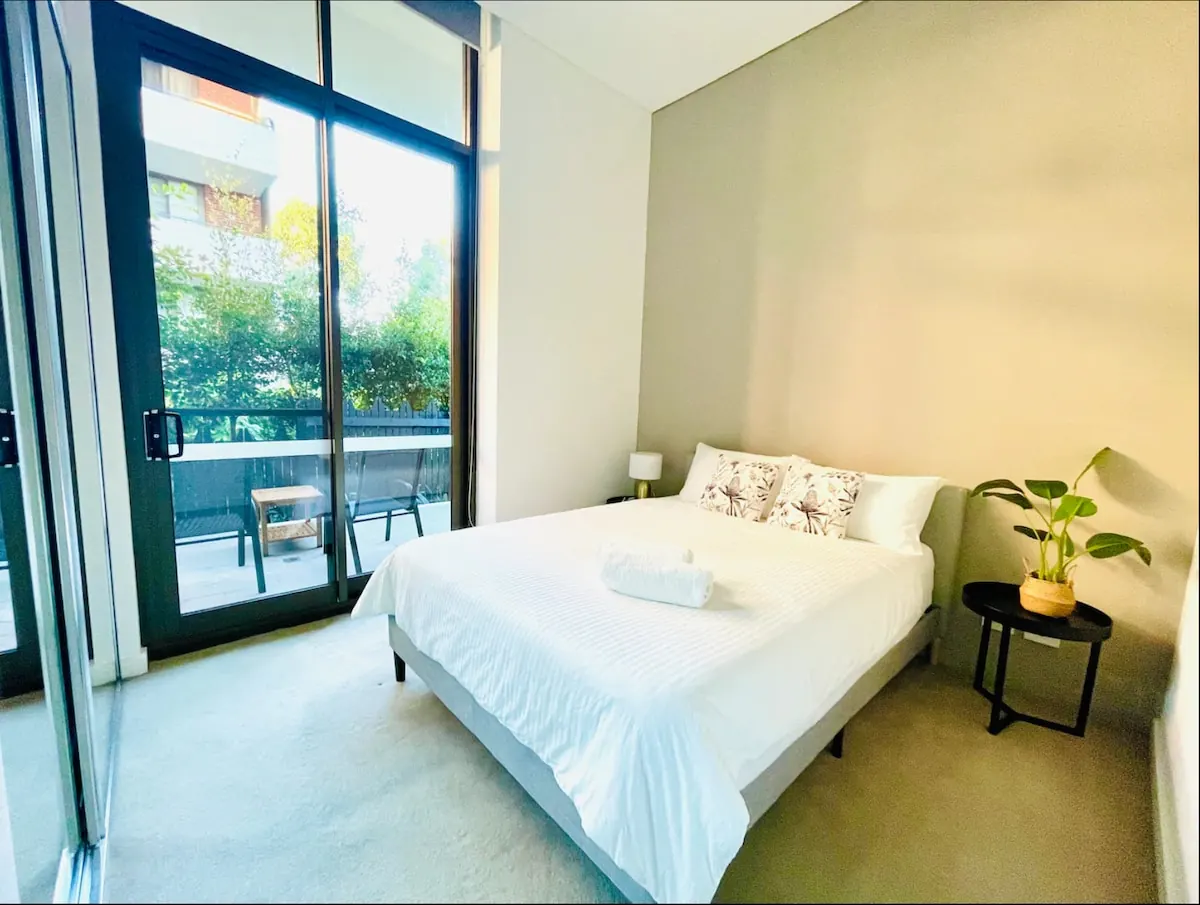 Chatswood Gem - 4 Bed 2 Bath Condo (Parking & Wi-Fi)