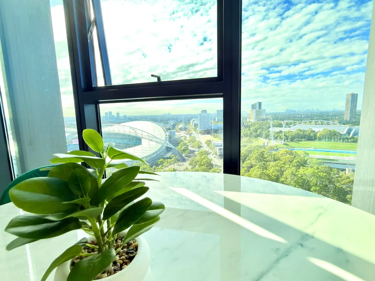New Olympic Park 2-Bedroom Condo (Parking, Pool)